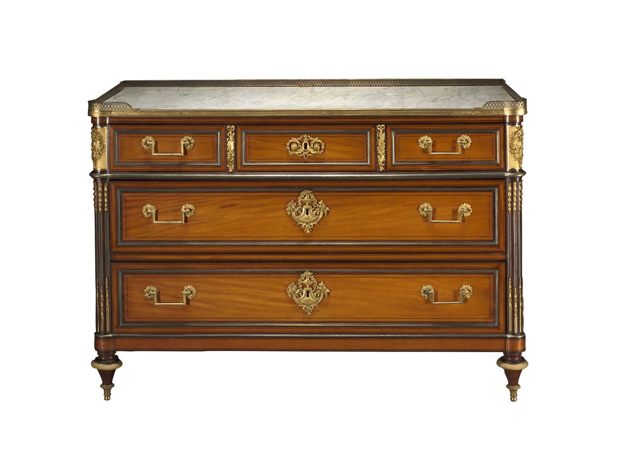 Cassettone, montature nello stile di Pierre Joseph Désiré Gouthière da Claude Charles Saunier