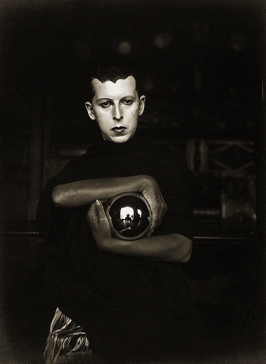 Autoritratto, 1927 circa (stampa alla gelatina d