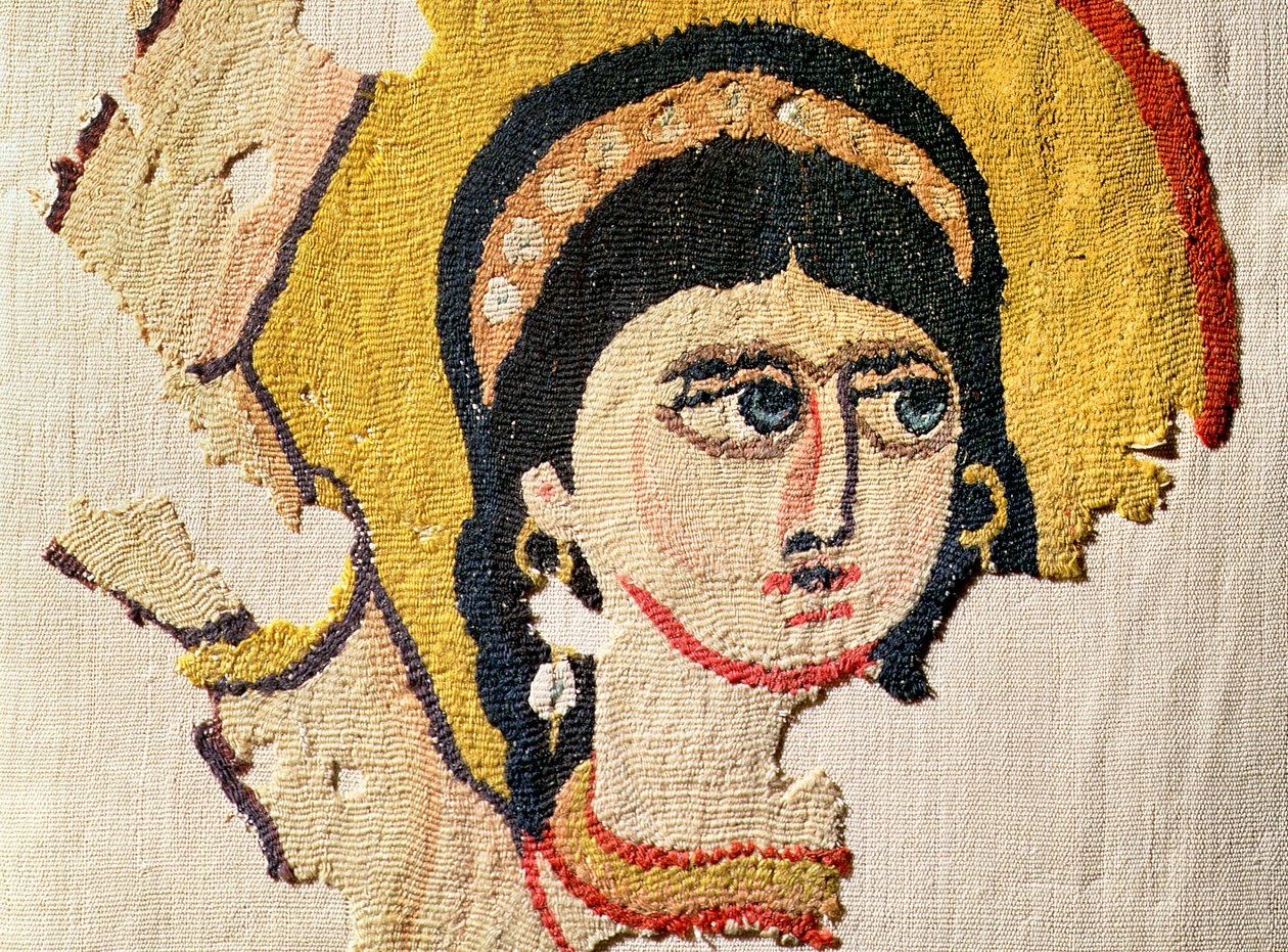 Frammento di arazzo raffigurante la testa di una danzatrice (dettaglio) da Coptic