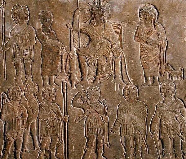 Rilievo che raffigura un imperatore romano deificato che riceve omaggio da nomadi egiziani da Coptic