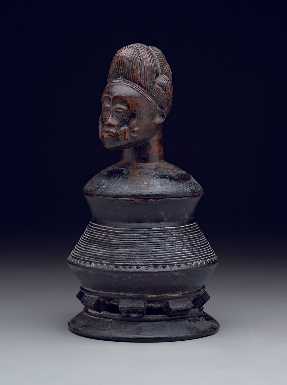 Vaso di unguento con coperchio effigie, inizio a metà del XX secolo (legno) da Culture Baule