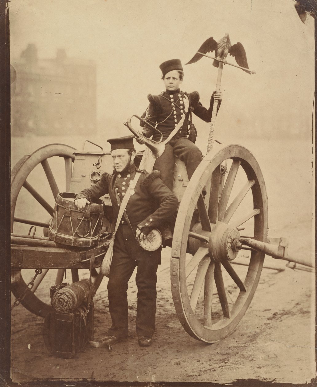 Trombettiere Gritten e trombettiere Lang a Woolwich, 1856 da Cundall and Howlett