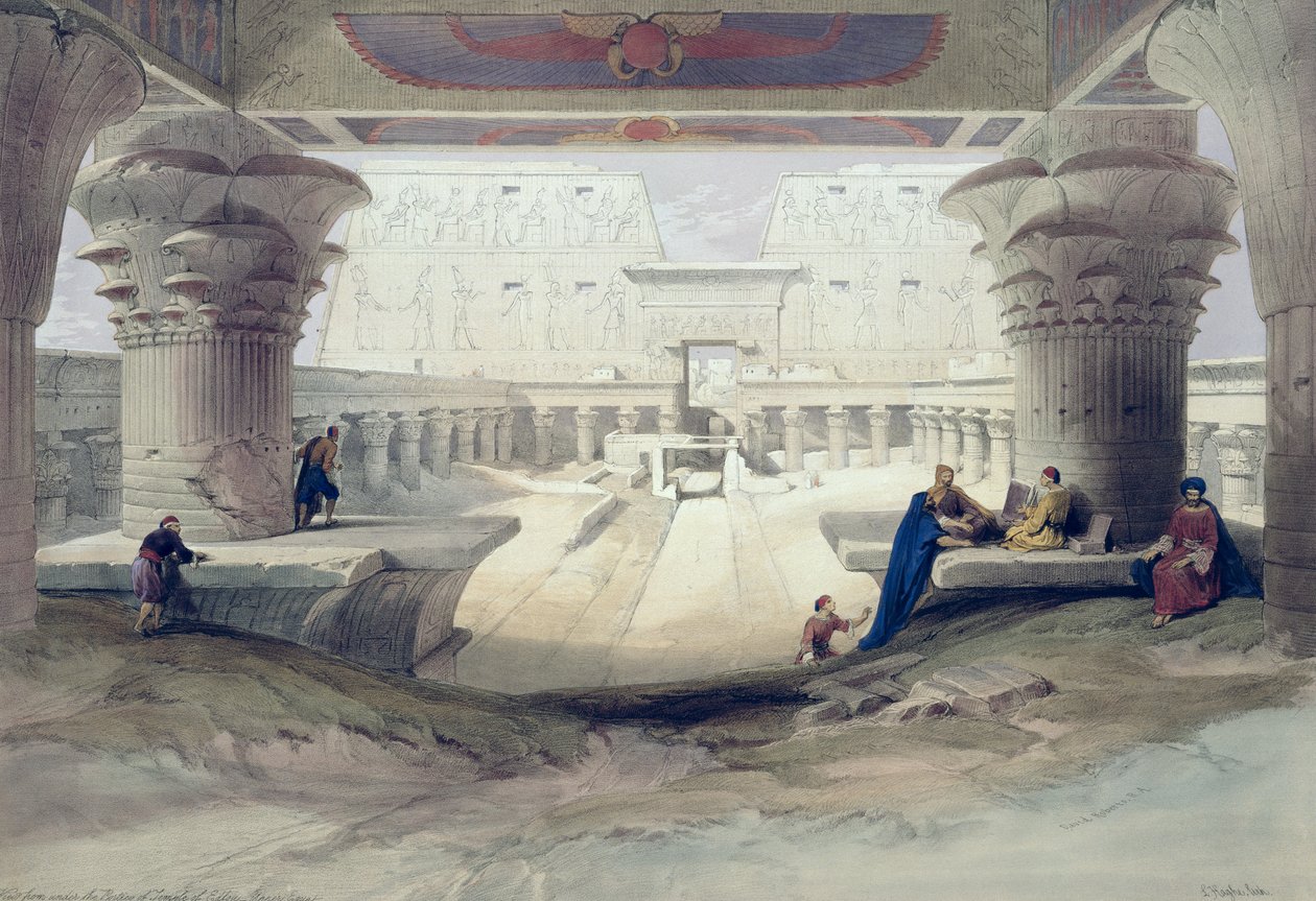 Vista da sotto il portico del Tempio di Edfou, Alto Egitto, tavola 32 dal Volume I di Egitto e Nubia, inciso da Louis Haghe (1806-85), pub. 1846 da David Roberts