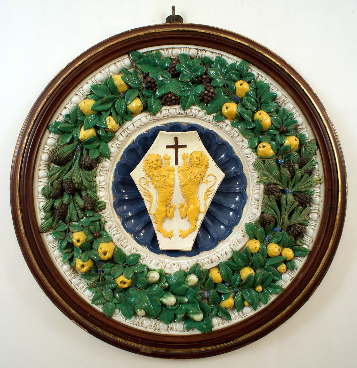 Stemma della famiglia Lotteringhi della Stufa da Della Robbia (workshop of)