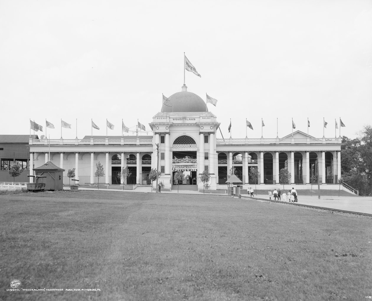 Wonderland, Kennywood Park, vicino a Pittsburgh, c.1906 (foto in b/n) da Detroit Publishing Co.