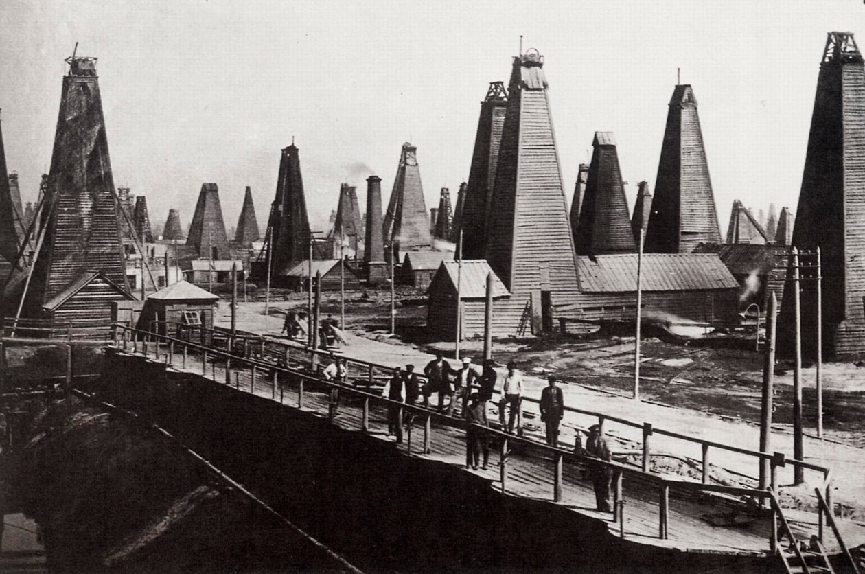 Pozzi petroliferi a Baku sul Mar Caspio, Russia, c1890 da Dmitri Ivanovich Yermakov