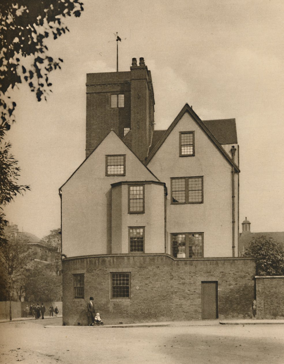 Canonbury Tower, una vecchia casa padronale trasformata in un club sociale da Donald McLeish