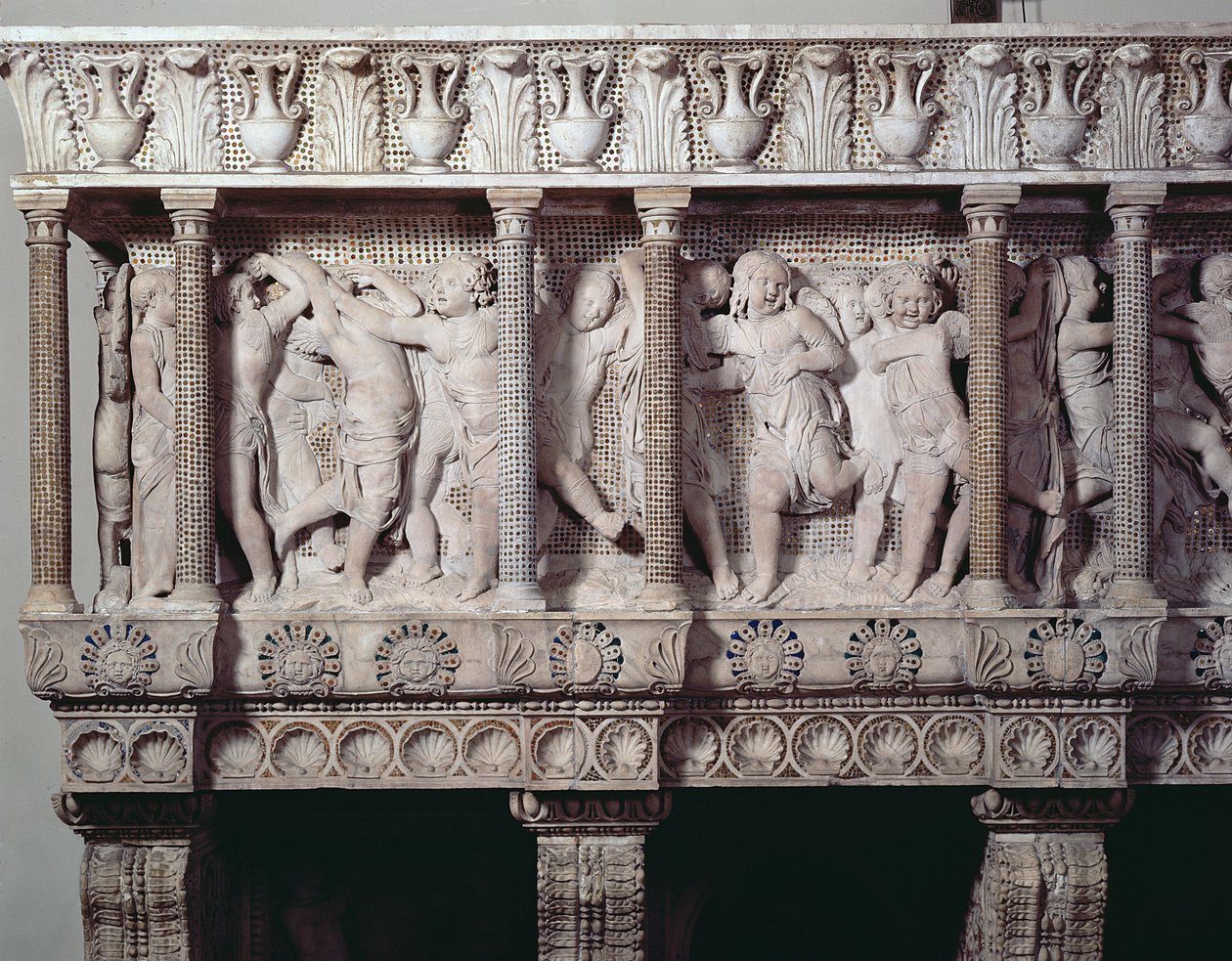 Dettaglio dalla Cantoria, c.1433-39 da Donatello