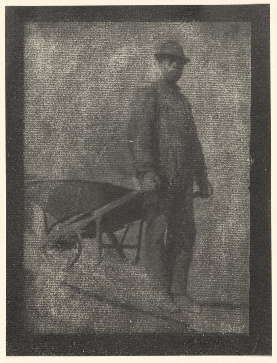 [Uomo nero con carriola] da Doris Ulmann