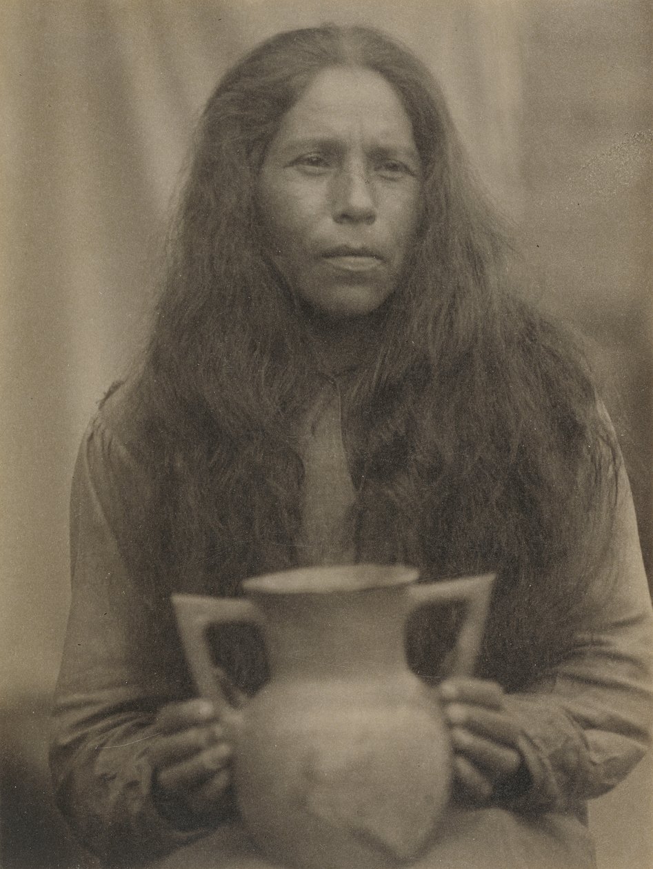 Donna Cherokee, 1929 circa (foto b/n) da Doris Ulmann