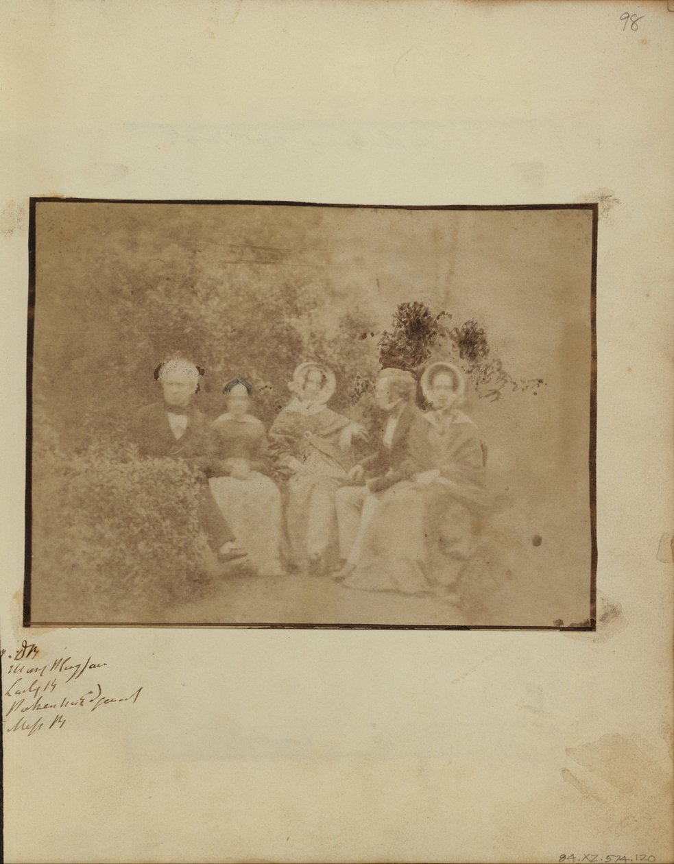 Sir David Brewster con Miss Mary Playfair, Lady Brewster, Mr. Pakenham Edgeworth e Miss Brewster da Dr. John Adamson