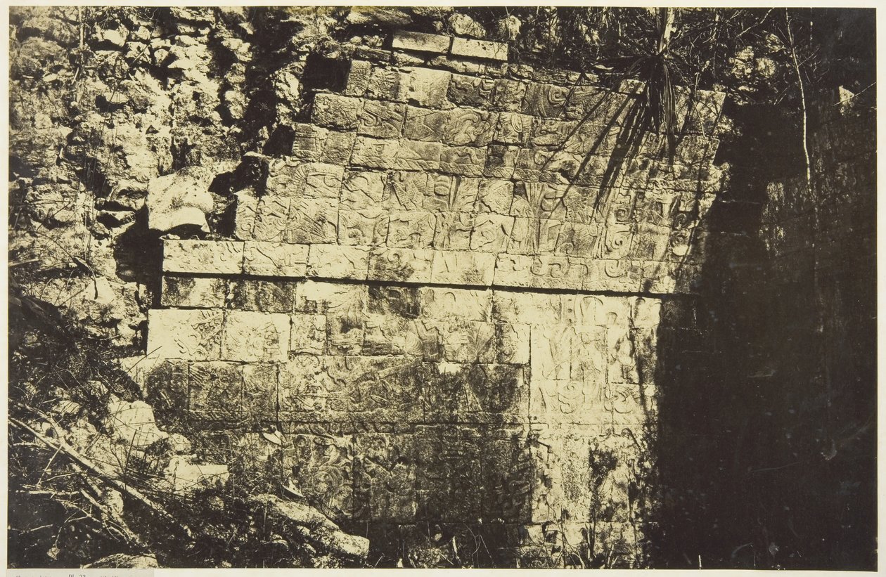 Palais Du Cirque a Chichen-Itza, Interno di una sala, 1859 da Désiré Charnay