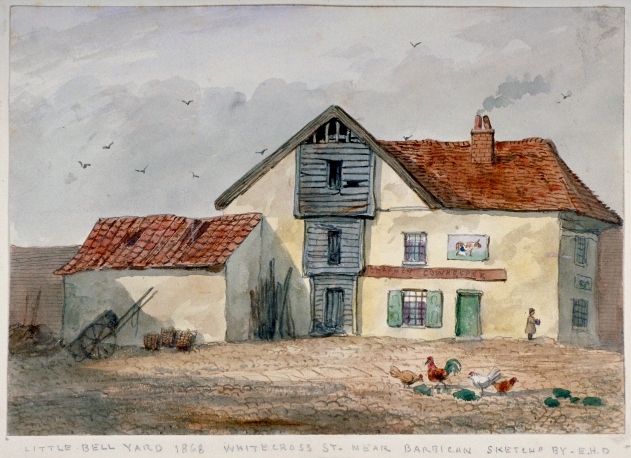 Veduta di Little Bell Yard, Whitecross Street, con galline in primo piano, Londra, 1868 da EH Davies