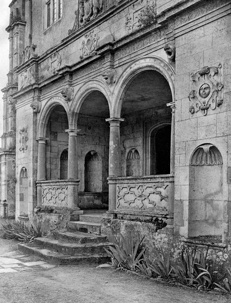 La loggia, Cranborne Manor House, Dorset da E. Bastard
