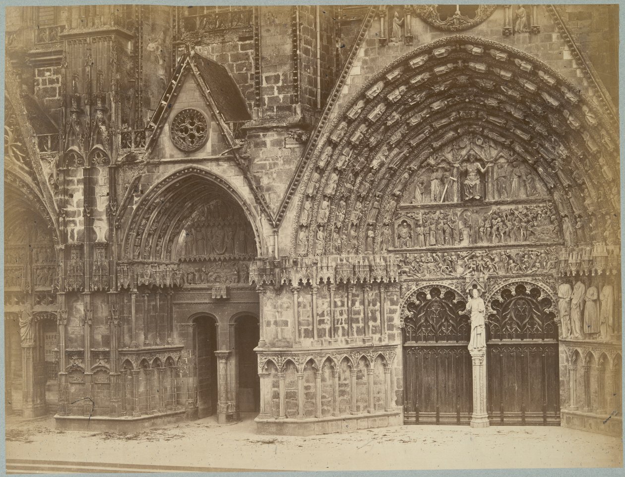 Porta Ovest, Bourges da E. Quetier