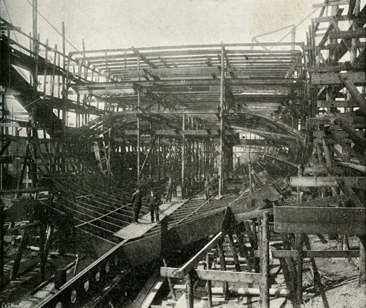 La costruzione di una nave da guerra: Un incrociatore di prima classe in costruzione ai Thames Ironworks da E. and S. Woodbury