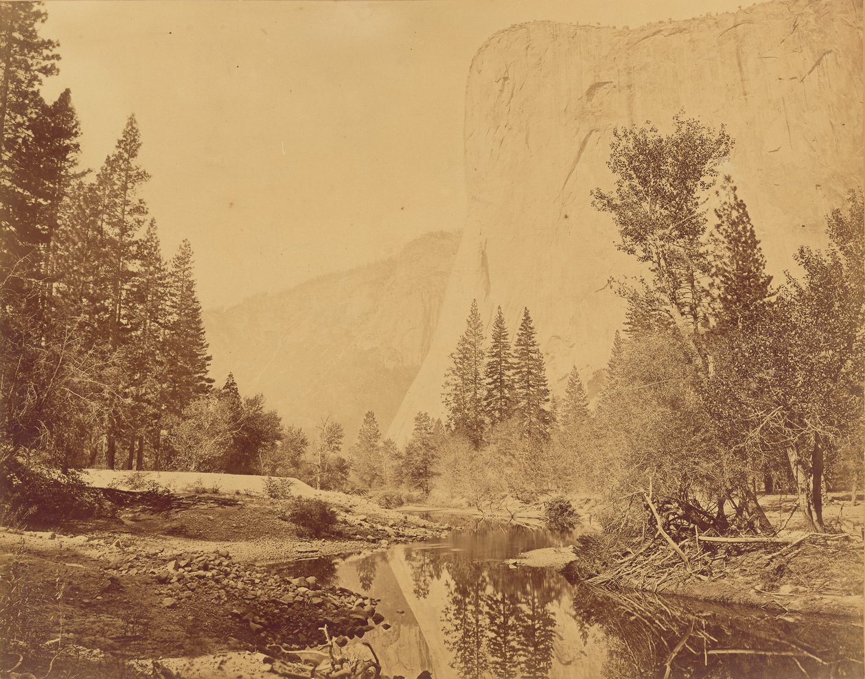 Tutokanula. Valle dello Yosemite. (Il Grande Capo) "El Capitan". Alto 3500 piedi. da Eadweard J. Muybridge