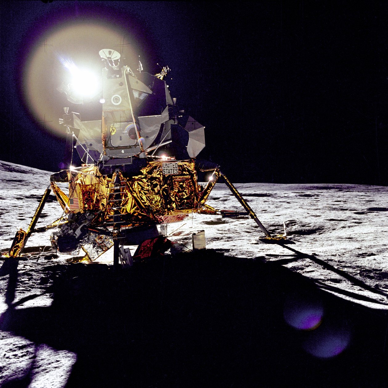 Antares sugli altopiani di Fra Mauro, superficie lunare, 1971 da Edgar Mitchell
