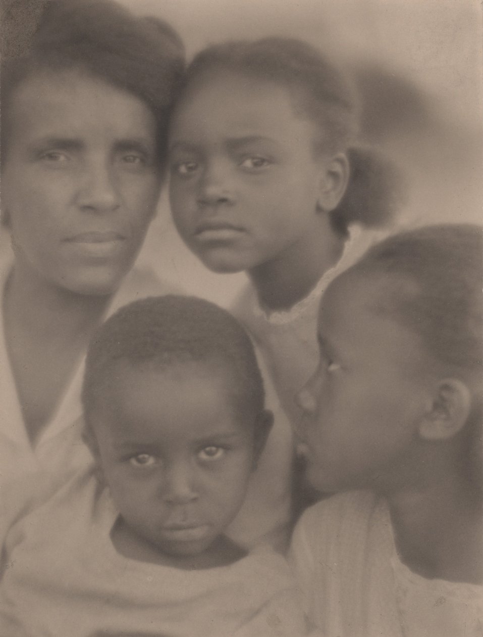 Ritratto di una famiglia da Edith R. Wilson