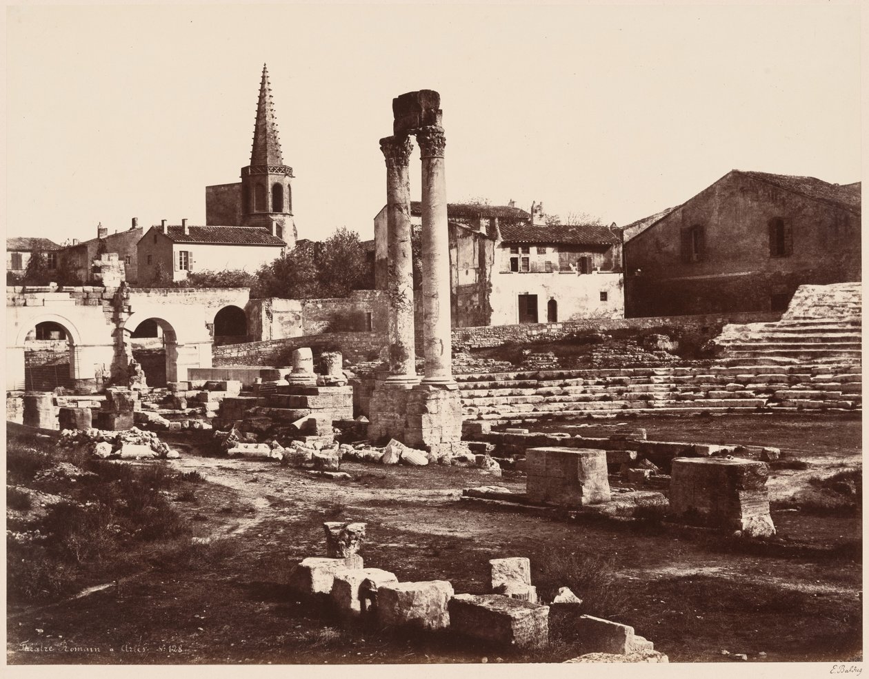 Theatre Romain a Arles (Teatro Romano di Arles), c. 1855 (foto) da Edouard Denis Baldus