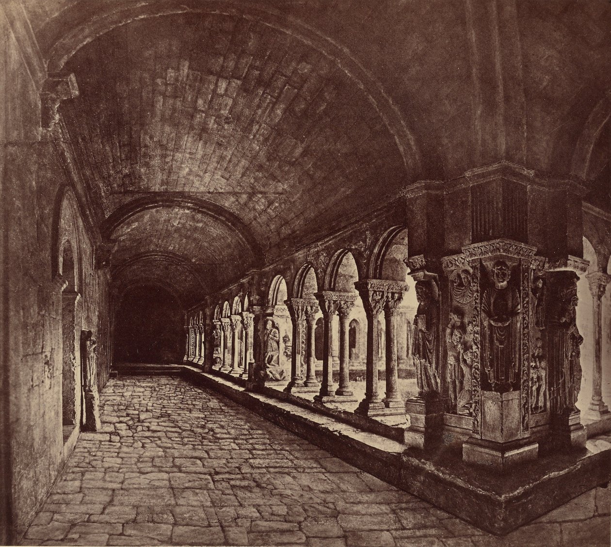 Arles. Chiostro di San Trofimo. da Édouard Baldus