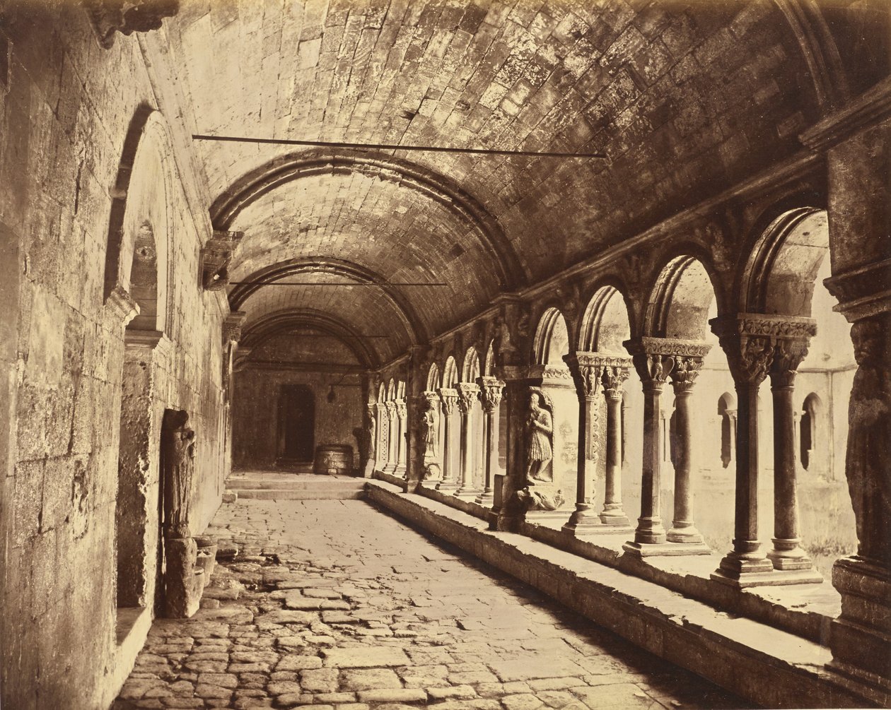 Arles. Chiostro di Saint-Trophime da Édouard Baldus