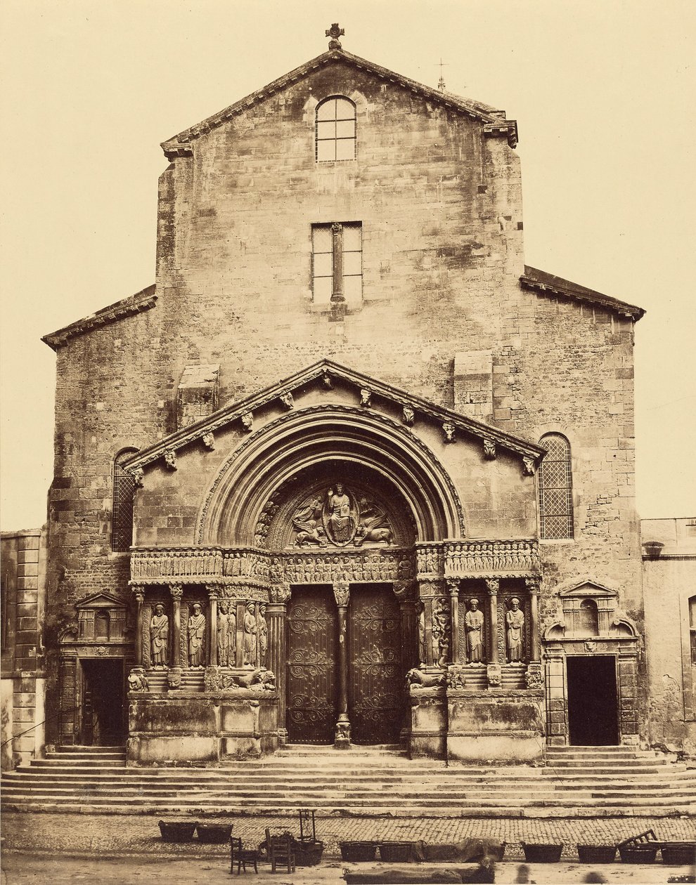 Chiesa di San Trofimo, Arles da Édouard Baldus