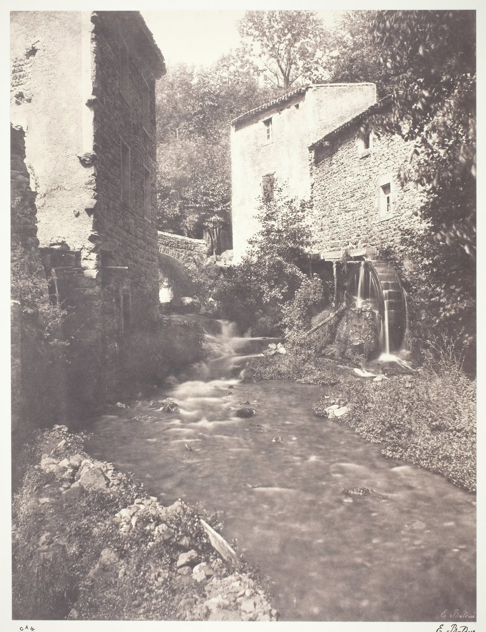 Mulini ad acqua in Alvernia, 1852, stampato 1978 da Édouard Baldus