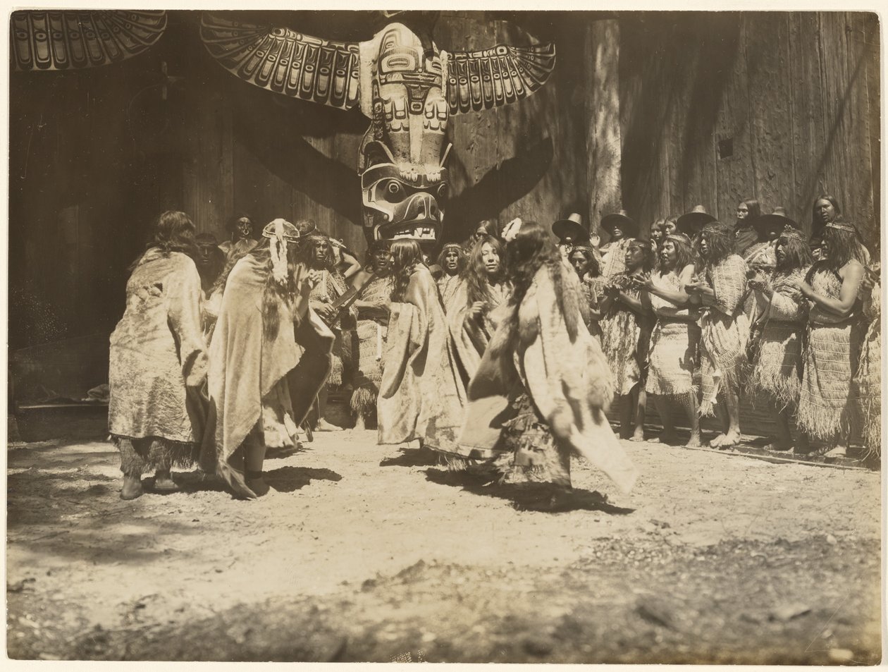 [Naida danza la Danza della vita e della morte] da Edward S. Curtis