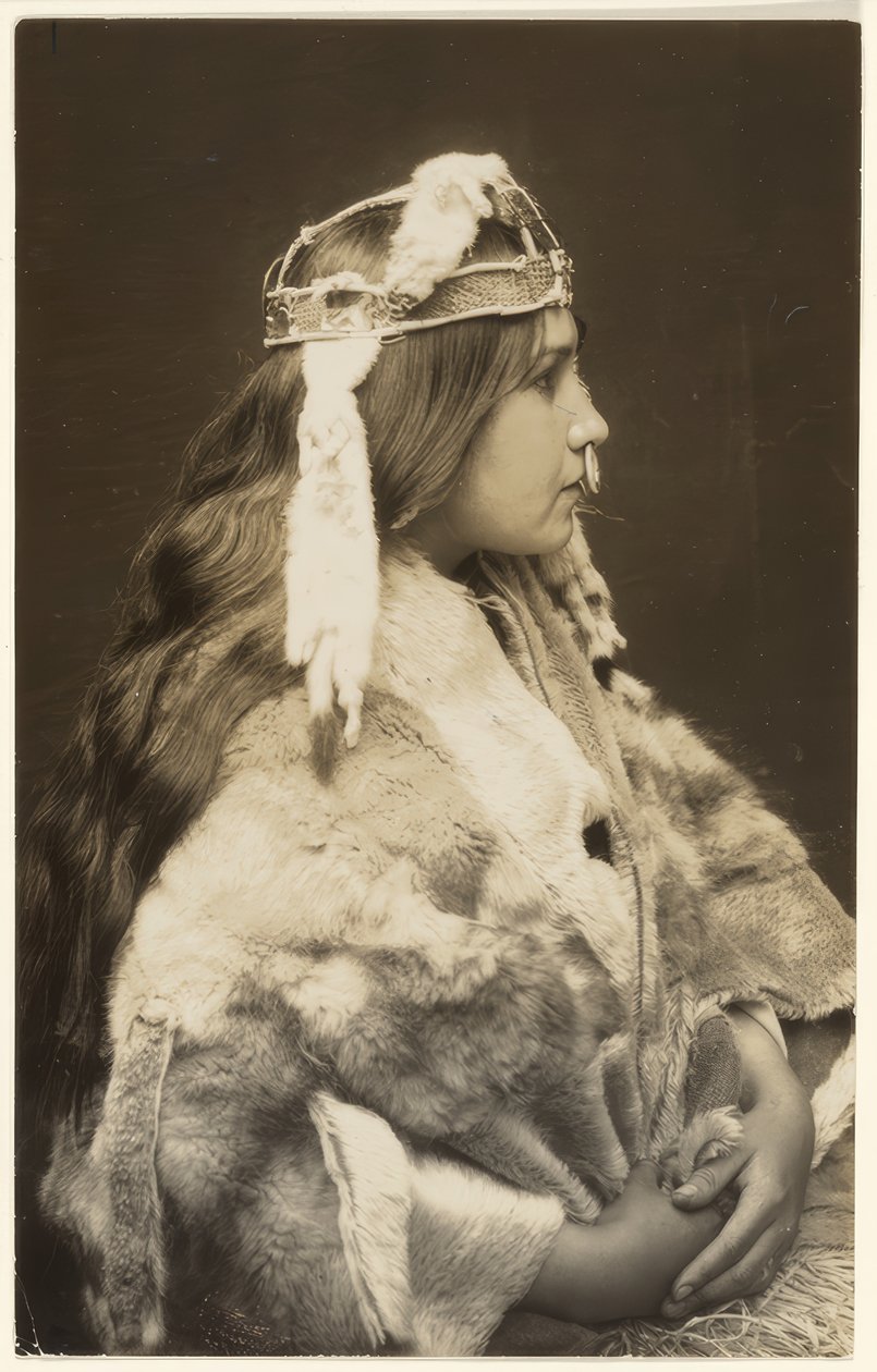 Naida, la principessa orgogliosa da Edward S. Curtis