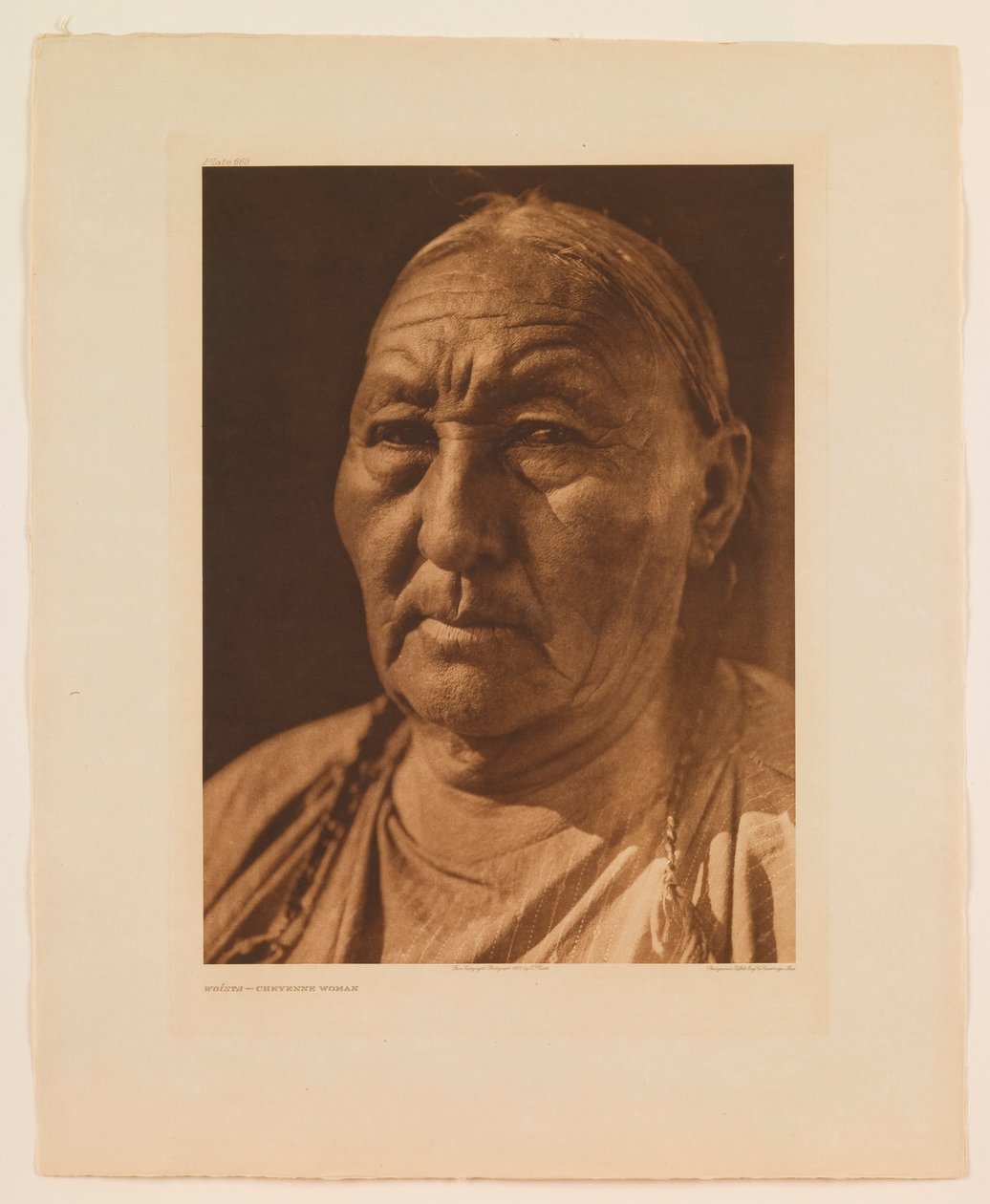 Woista - una donna Cheyenne da Edward S. Curtis