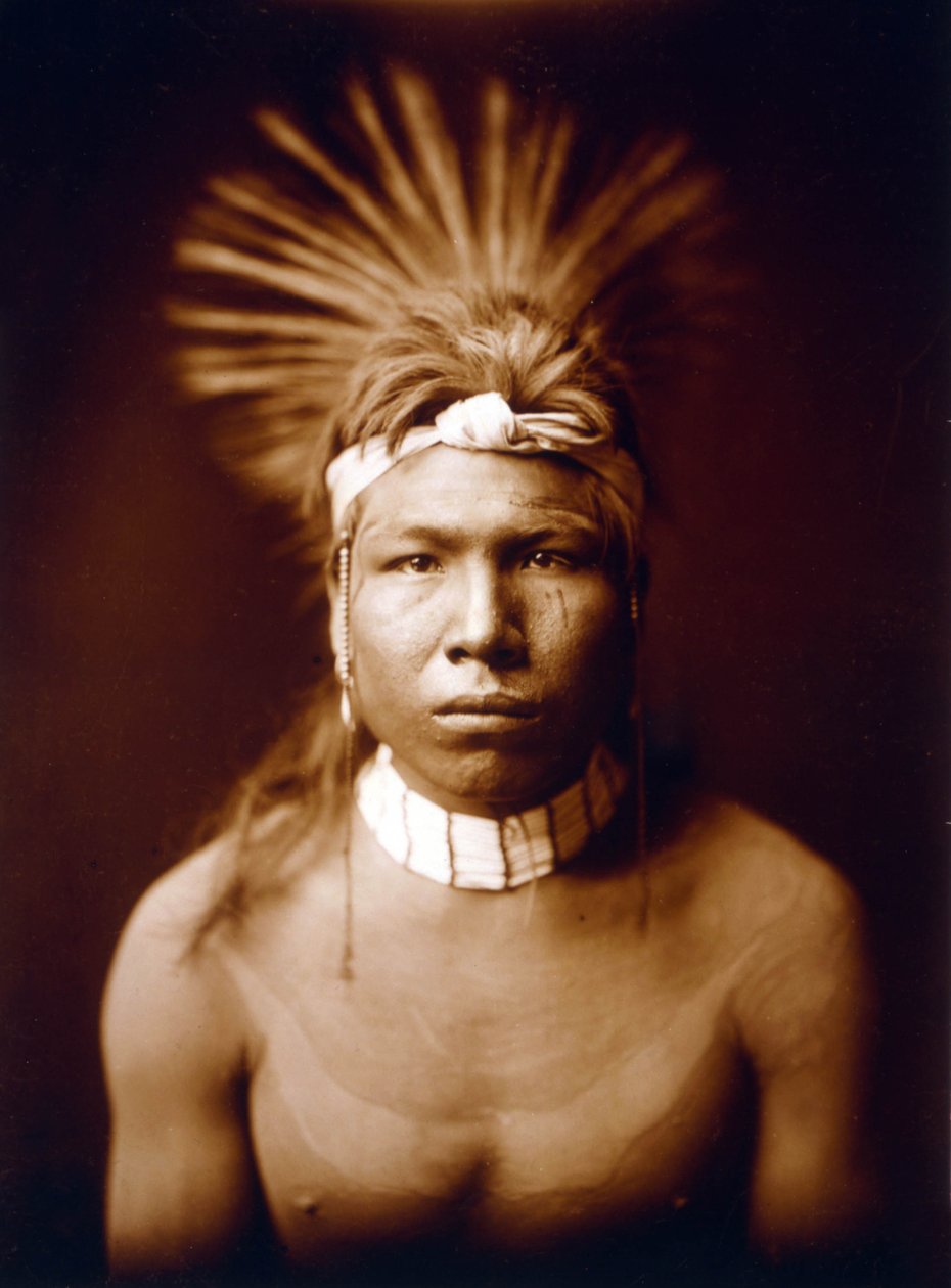 Capelli neri, indiano da Edward Sheriff Curtis