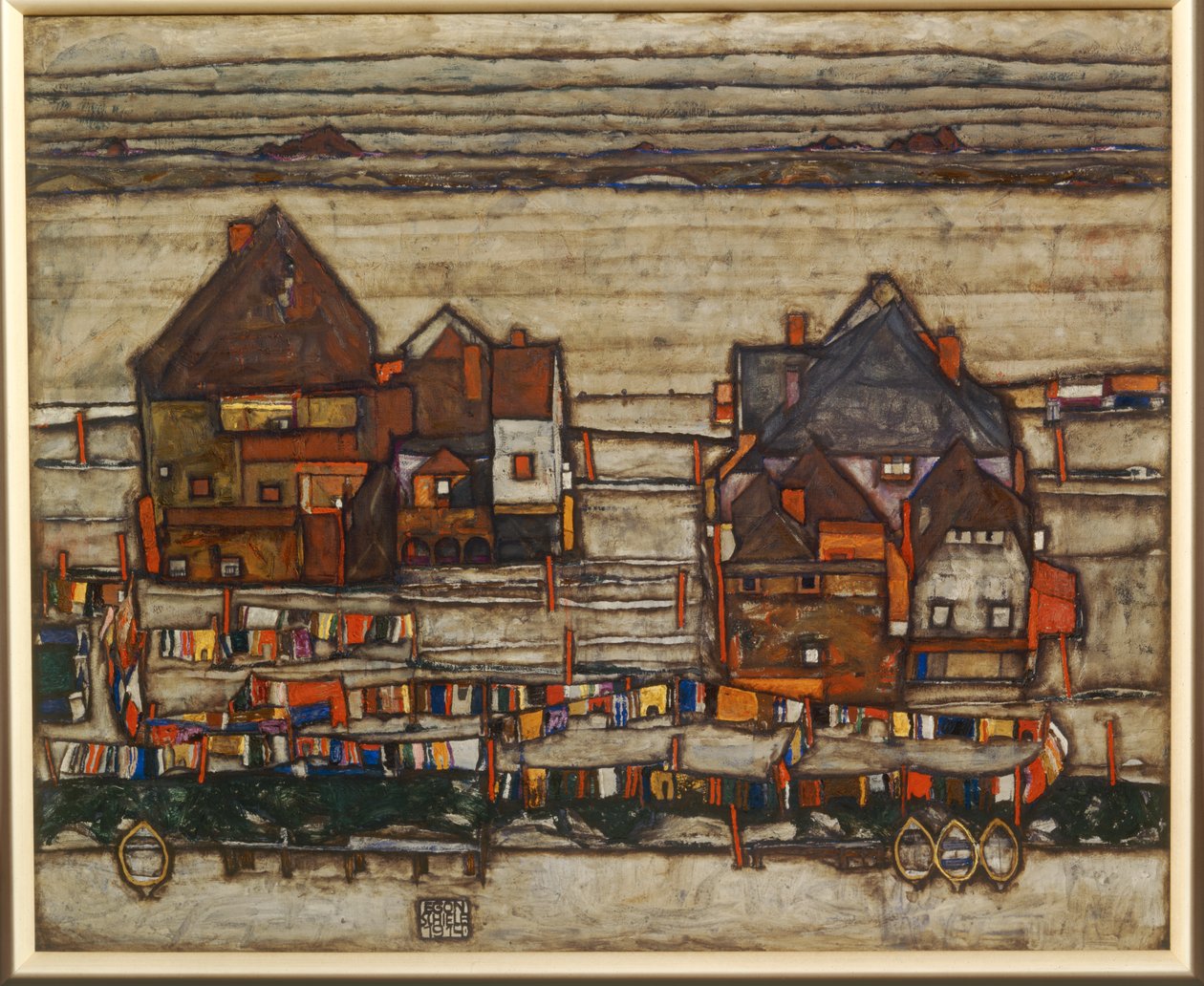 Case e lavanderie colorate, periferia, anche due blocchi di case con linee di lavaggio ... da Egon Schiele