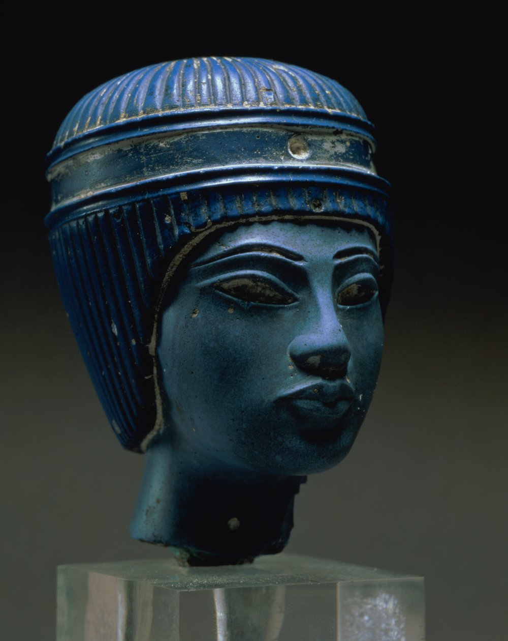 Falsa testa reale, originariamente pensata come Tutankhamon da Egyptian