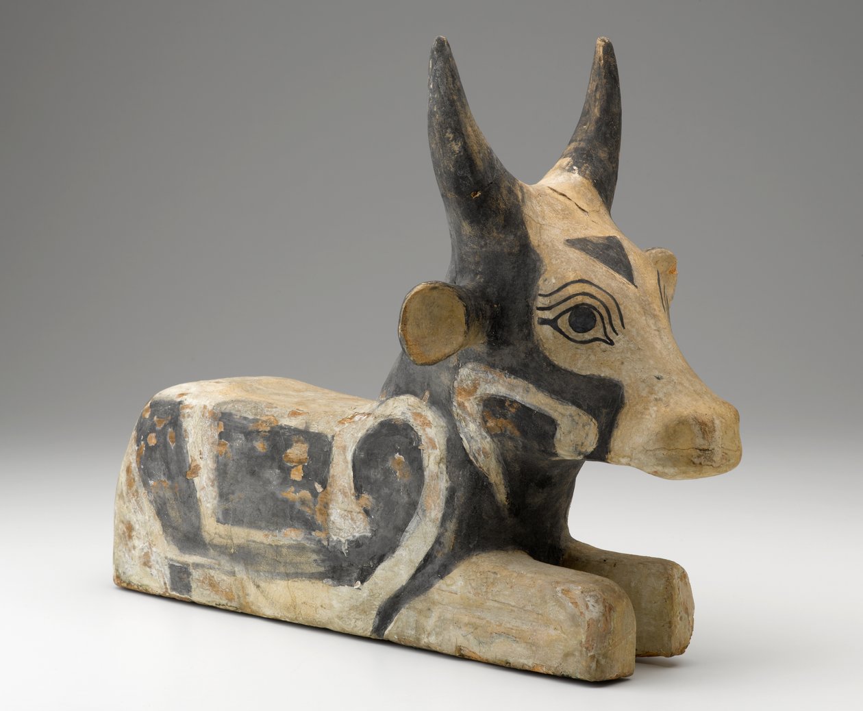 Toro reclinato da Egyptian