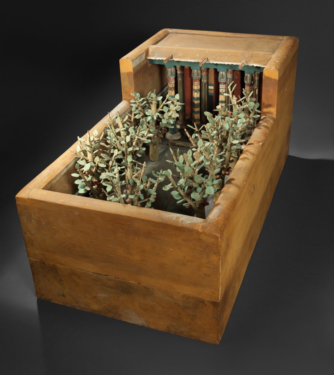 Modello di un portico e giardino dalla tomba di Meketre da Egyptian 12th Dynasty