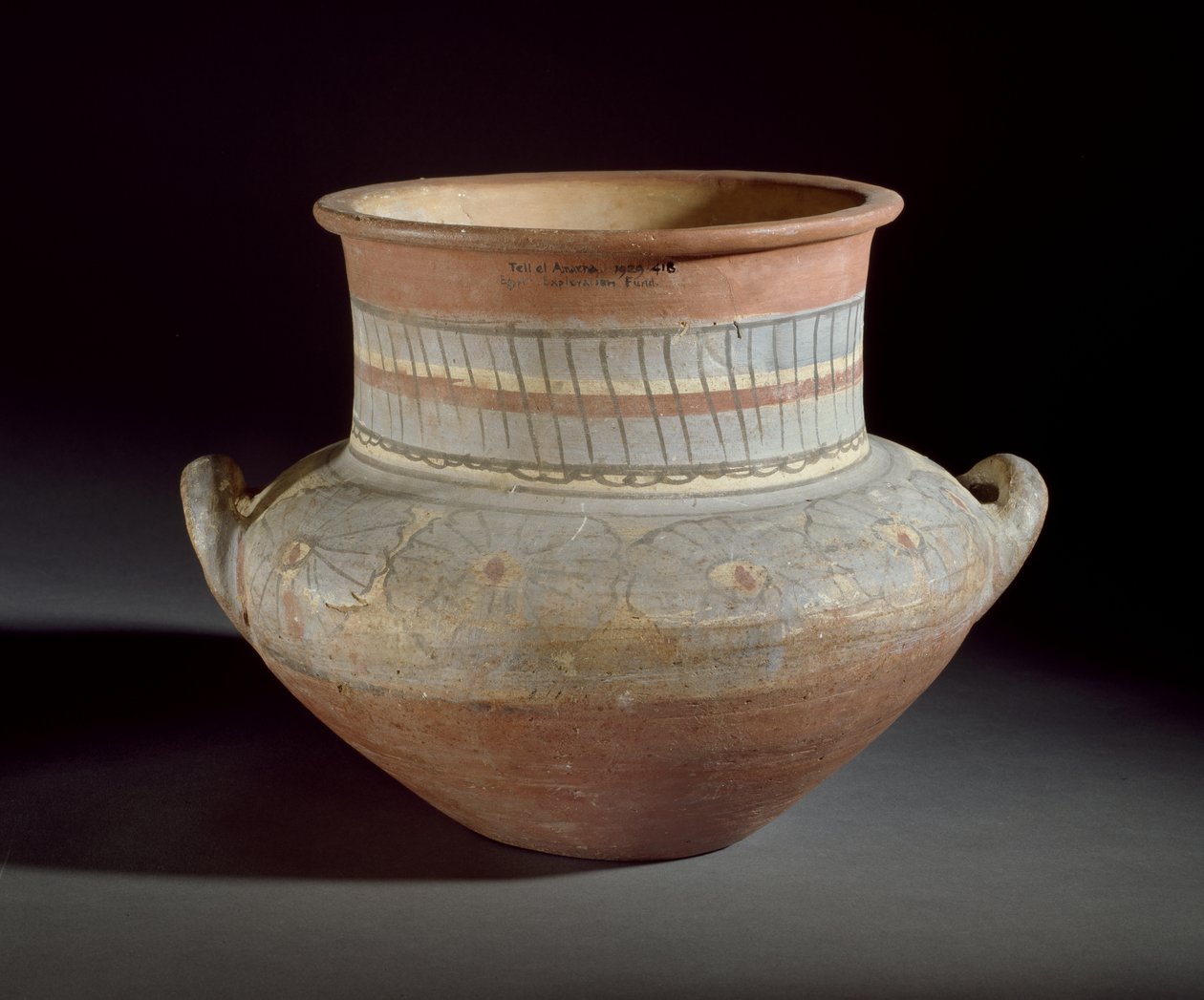 Vaso decorato con manici a lug, Amarna, XIV secolo a.C. da Egyptian 18th Dynasty