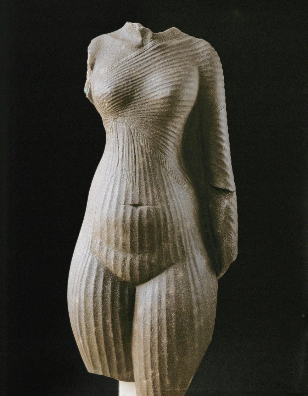 Torso femminile, probabilmente Nefertiti, moglie del faraone ... da Egyptian 18th Dynasty