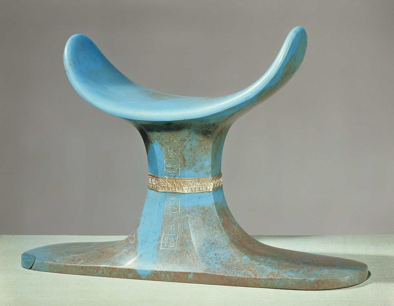 Poggiatesta, dalla tomba di Tutankhamon da Egyptian 18th Dynasty