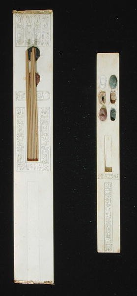 Due palette, dalla tomba di Tutankhamon, Valle dei Re, Nuovo Regno, c.1353-1327 a.C. da Egyptian 18th Dynasty