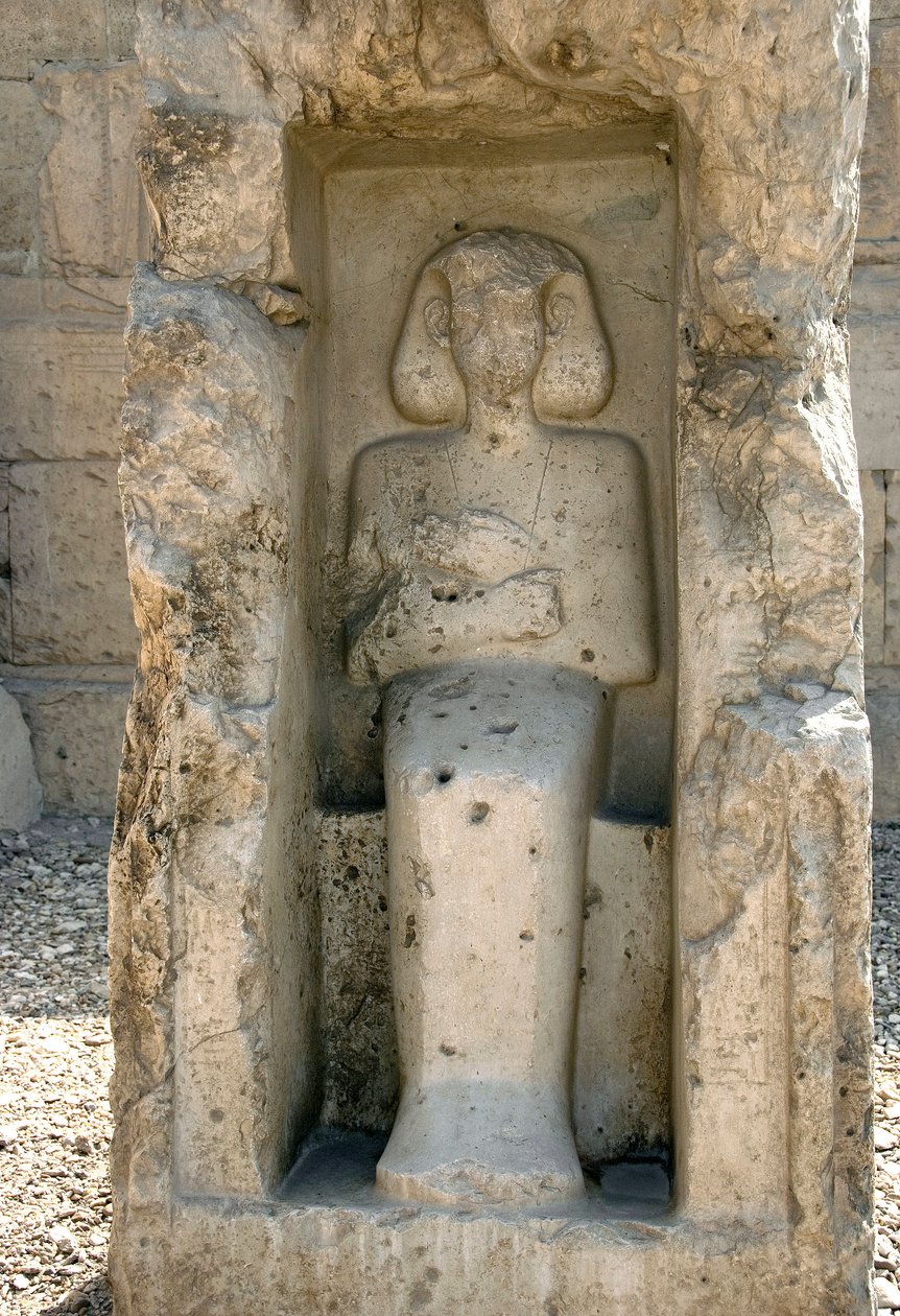 Arte egizia antica: Basso rilievo del dio Osiride nel cortile del tempio di Sethi I da Egyptian 19th Dynasty