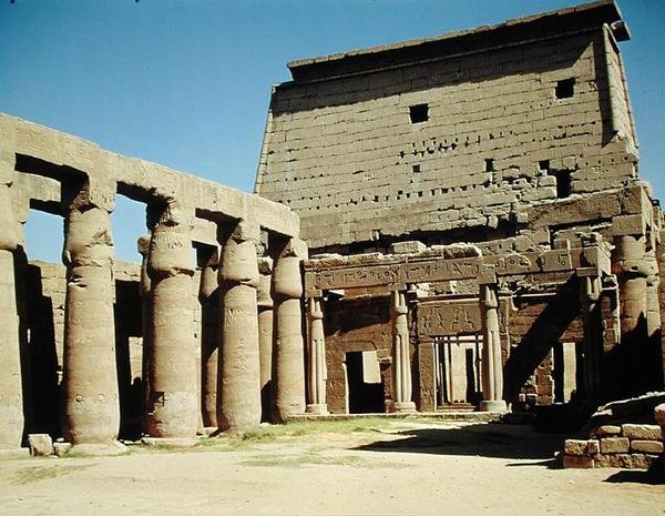 Cortile peristilio da Egyptian 19th Dynasty