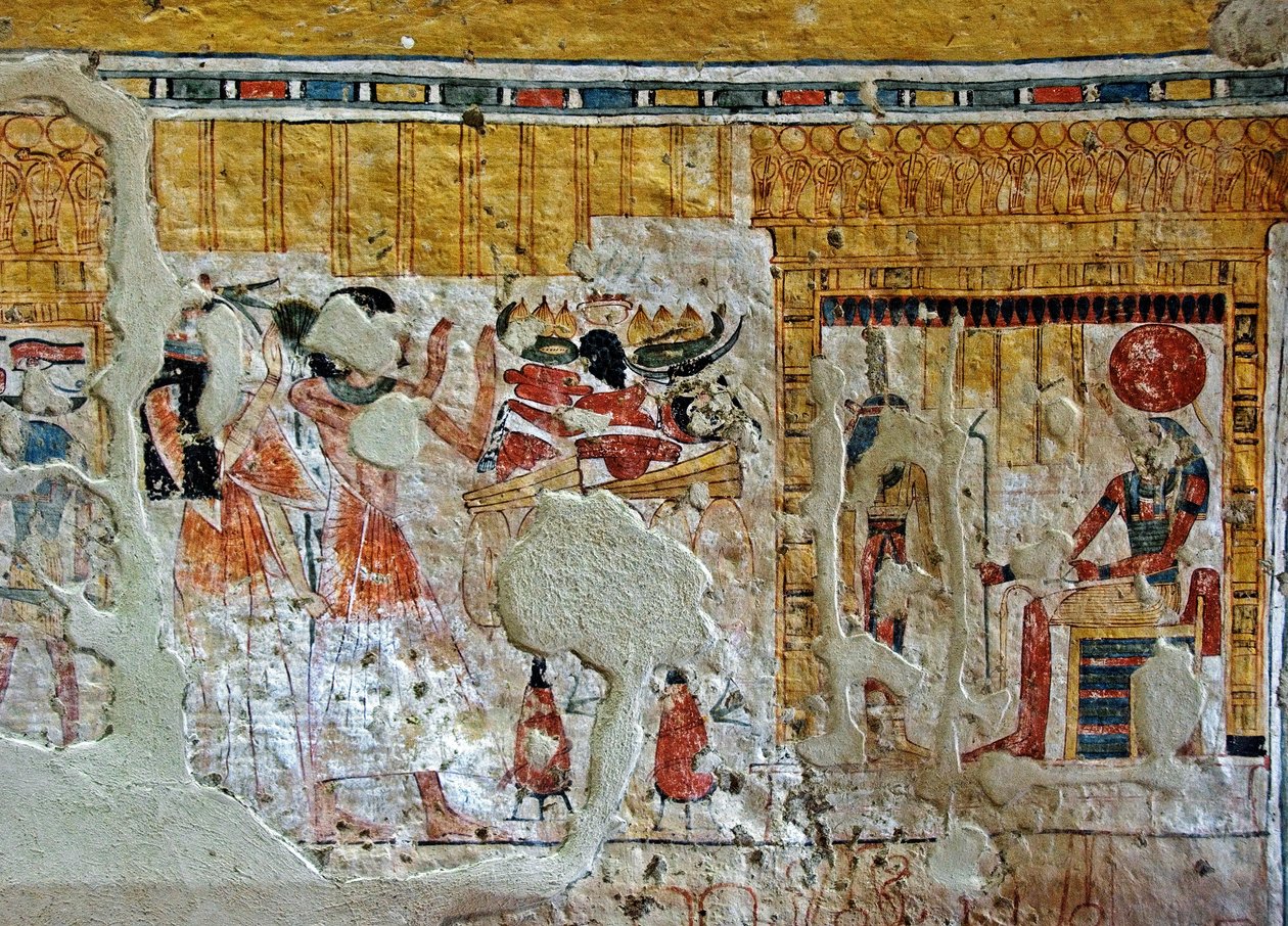Antichità egiziana: rappresentazione di Shuroy e sua moglie che adorano le divinità. Dipinto della Tomba di Shuroy (TT13). XX dinastia. 1190-1077 a.C. Necropoli di Dra Abu el-Naga, Riva Ovest di Luxor, Egitto da Egyptian 20th Dynasty