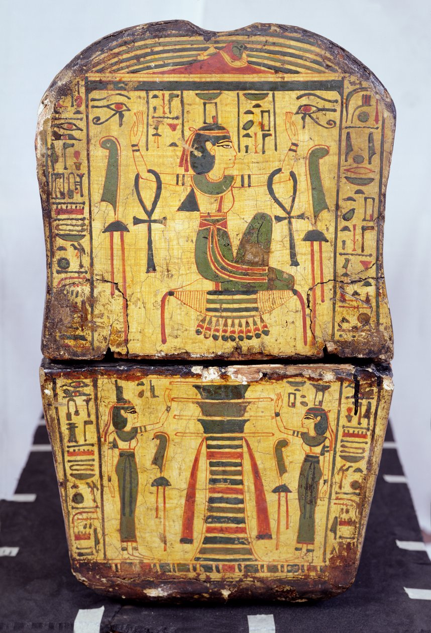 Vista finale della bara della mummia di Nesyamun, probabilmente trovata a Deir El-Bahri, Nuovo Regno, c.1100 a.C. da Egyptian 20th Dynasty