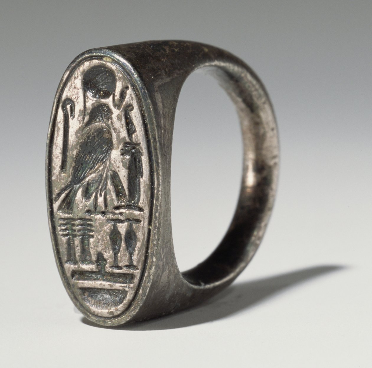 Anello appartenente a Ramses IV (1153-1147 a.C.) Nuovo Regno da Egyptian 20th Dynasty