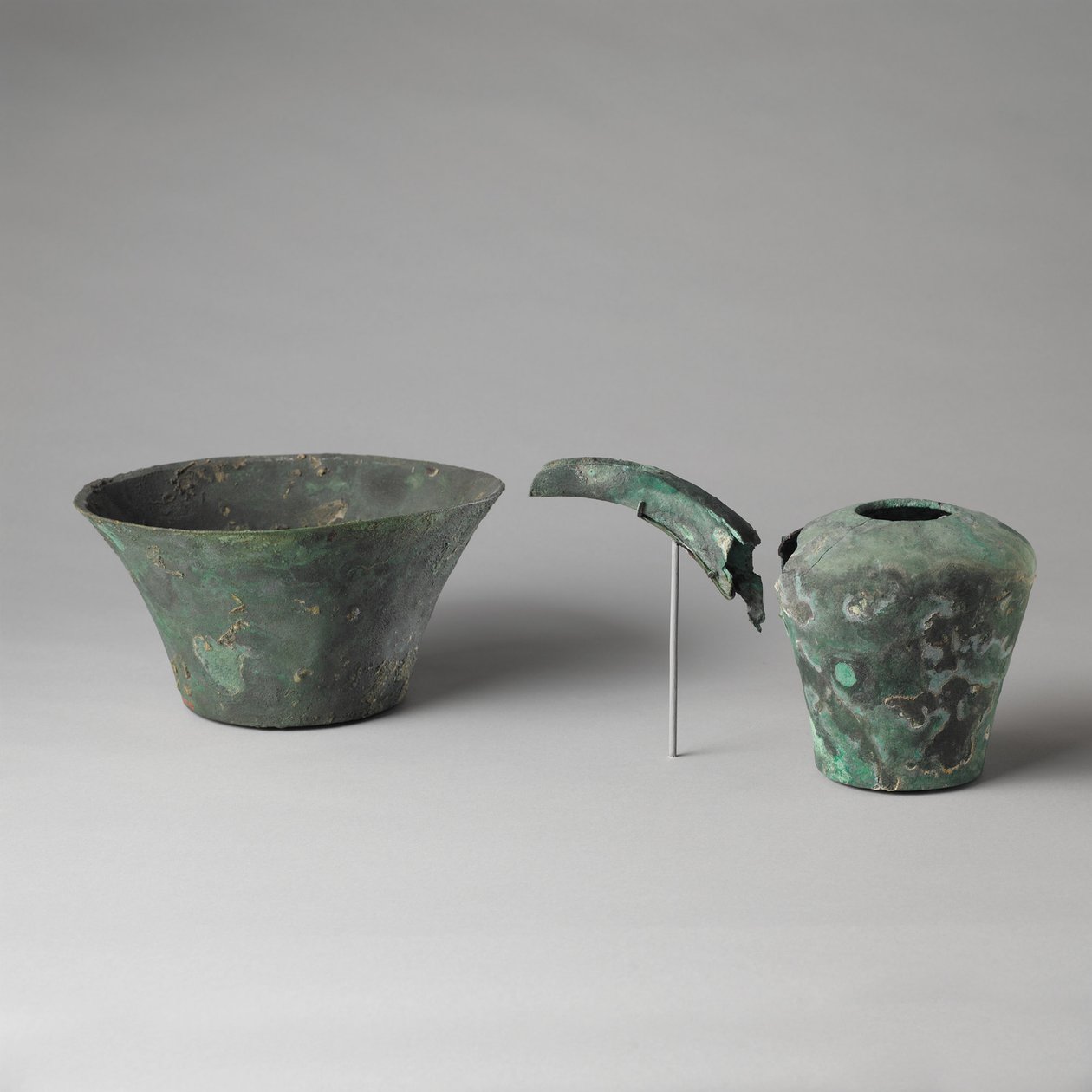 Brocca e bacile da Egyptian 6th Dynasty