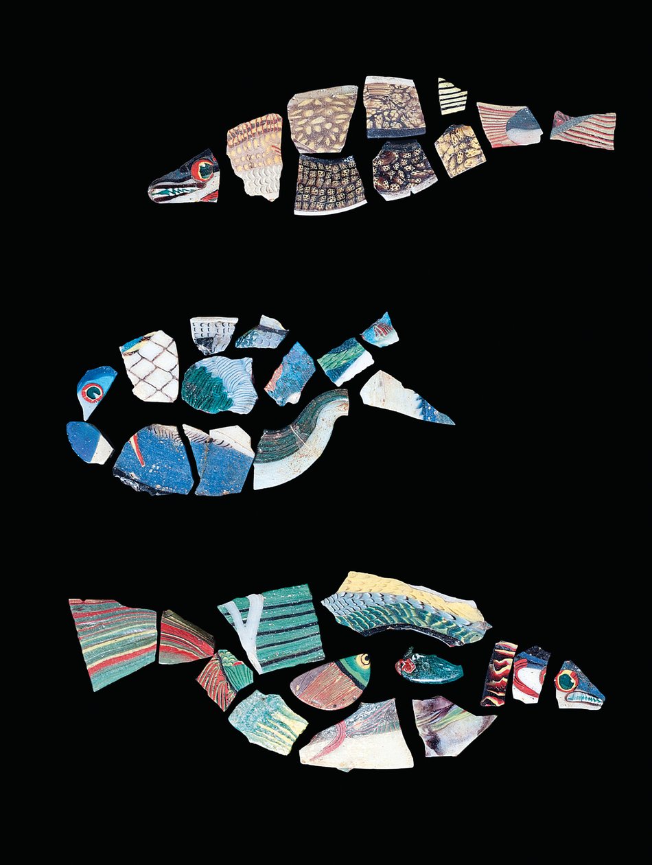 Tre frammenti di mosaico a forma di pesce, periodo tolemaico-romano, c. I secolo a.C. - I secolo d.C. da Egyptian Egyptian