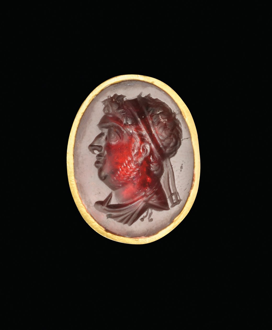 Anello intaglio ellenistico con ritratto reale di un sovrano tolemaico, probabilmente Tolomeo IX, Soter II, fine II - inizio I secolo a.C. da Egyptian Ptolemaic Period