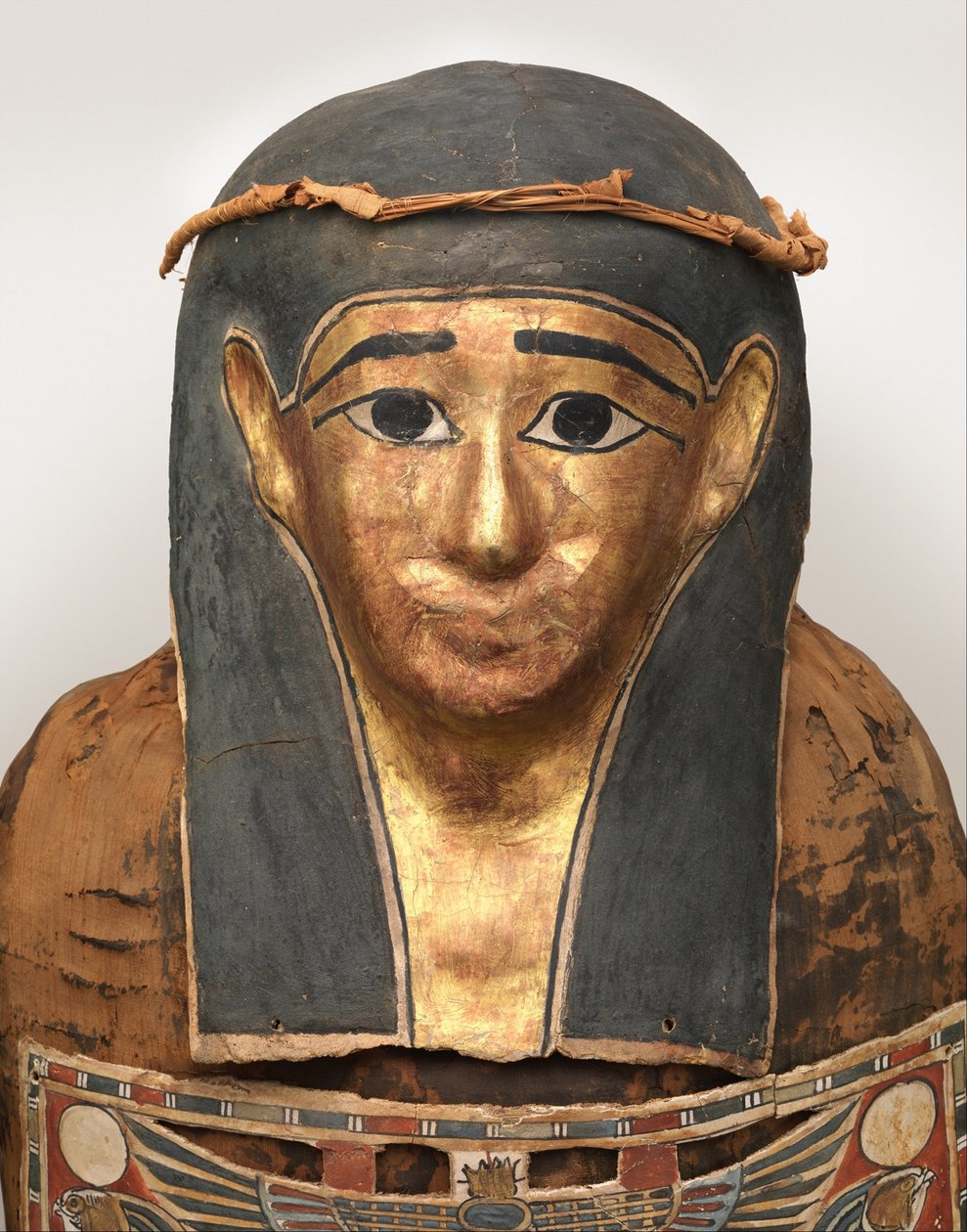Mummia di Nesmin (dettaglio della maschera della mummia con corona di piante), 200-30 a.C. da Egyptian Ptolemaic Period