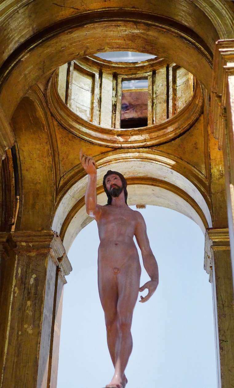 Cristo risorto e la sua tenda, Legno policromo e legno dorato (c. 1595-1598) di Dominicos Theotokopoulos detto El Greco (Domenico Theotocopuli El Greco 1541-1614), Fundacion Casa Ducal de Medinaceli, Toledo - foto Patrice Cartier da El Greco